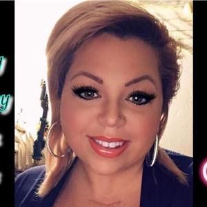 Meet your Posher, Sarahjane